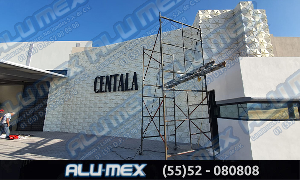 Fachada CENTALA Instalación